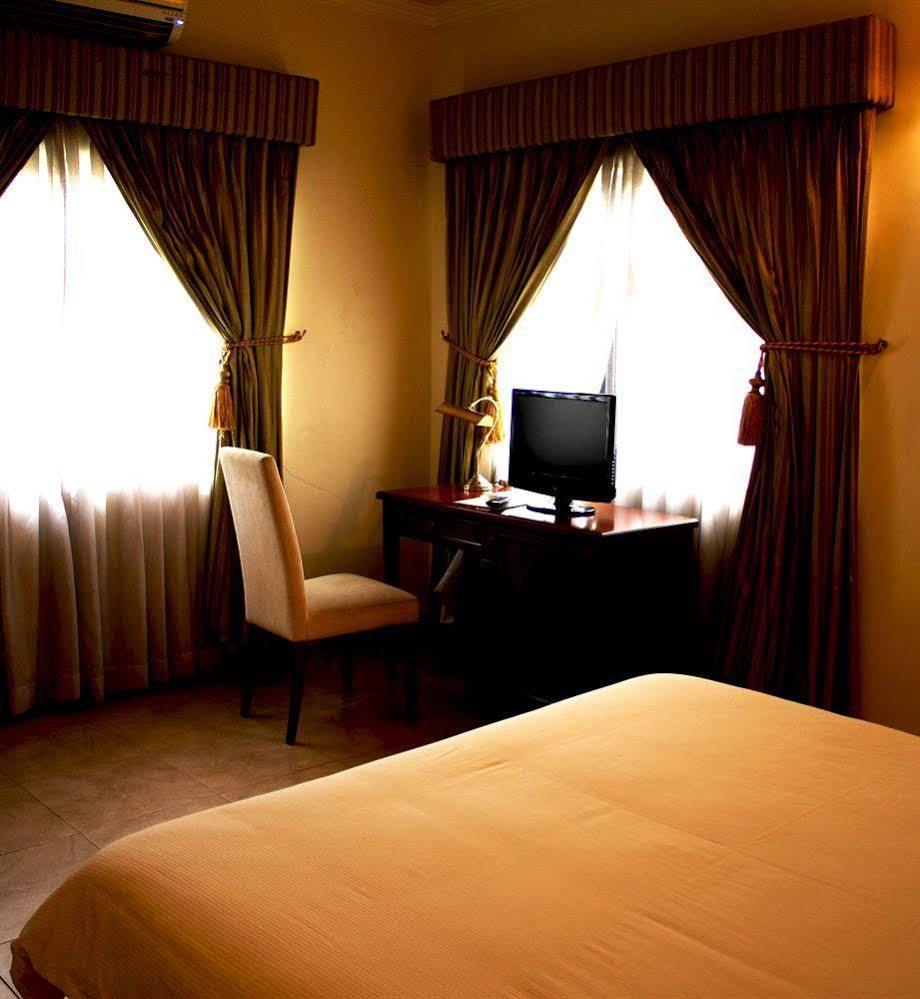 Three Arms Hotel Lagos Exterior foto